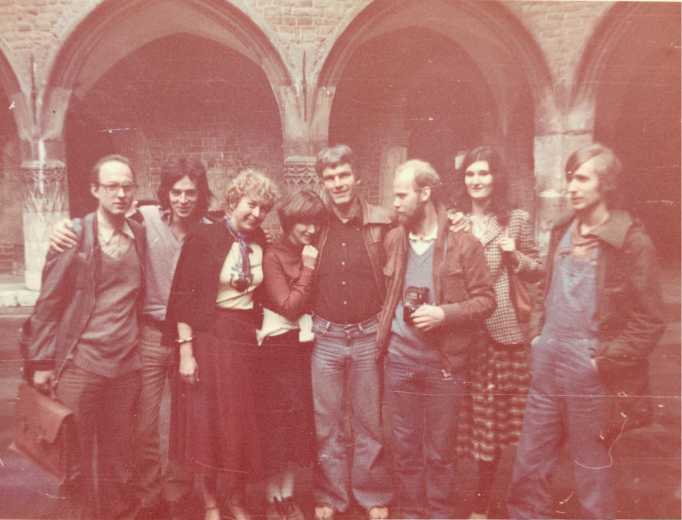 Lama Ole Nydahl w otoczeniu przyjaciół. (Kraków, 1978 r.)